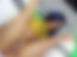 aliz-free's Live Sex Cam Show