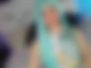 Live cam show with aliz-free - Tease on Soda Cam