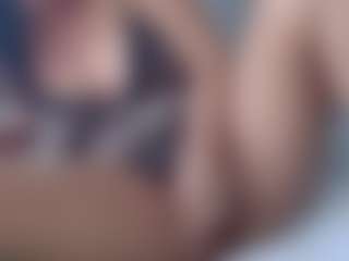 Live cam show with LindaBr75 - Middle Aged on MyBangCams