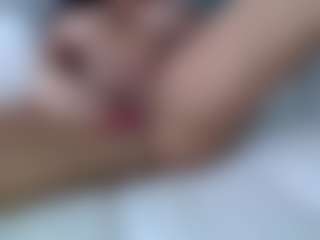 Live cam show with LindaBr75 - Ass Bouncing on xDating