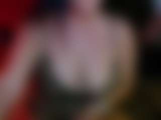 Live cam show with LindaBr75 - Normal on hrnylive.com