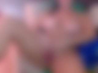 LindaBr75 MILF webcam performer live streaming