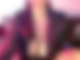 Live cam show with LindaBr75 - Full Nudity on TeamSkeetLive