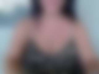 Live cam show with LindaBr75 - Normal on Camsoda