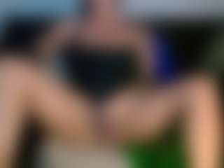 LindaBr75's Live Sex Cam Show
