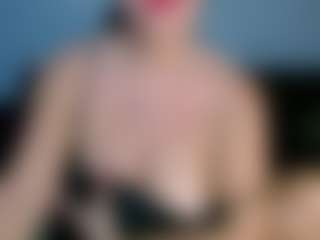 Live cam show with LindaBr75 - Granny MILF on WildCum
