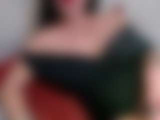 Live cam show with LindaBr75 - Granny on Camsoda
