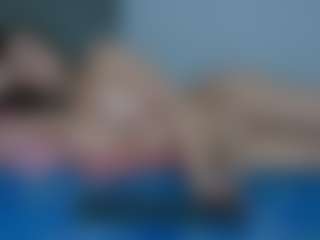 Live cam show with Jazz - Bikini on googirlz