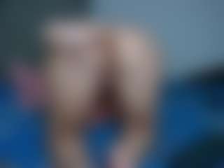 Live cam show with Jazz - Implants on Camming Site