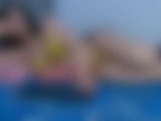 Live cam show with Jazz - Bikini on Milfs Live