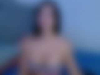 Live cam show with Jazz - Oil on Camsoda