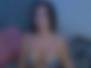 Live cam show with Jazz - Oil on xplaylive.com