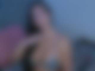 Live cam show with Jazz - Public Curvy on xplaylive.com
