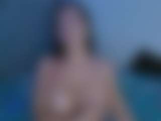 Live cam show with Jazz - Green Eyes on livesuperchat.net