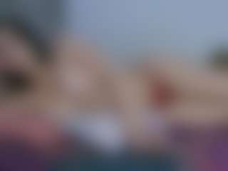 Live cam show with Jazz - Bikini on Milfs Live