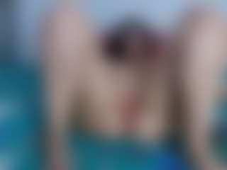 Live cam show with Jazz - Shaved Pussy on Camsoda