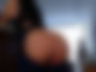 Live cam show with kendallrose - Toys on StripNow