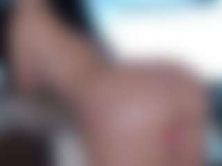 Live cam show with kendallrose - Big Ass on Free Soda