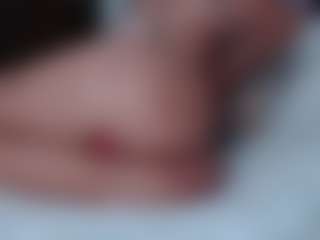 Live cam show with kendallrose - Bdsm MILF on xDating