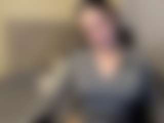Live cam show with Salome - Wet on Fling VIP Chat
