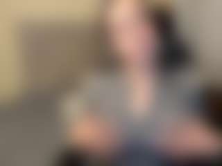Live cam show with Salome - Lush on chickslive.net