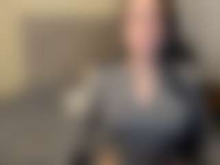 Live cam show with Salome - Curvy on Fling VIP Chat