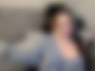 Live cam show with Salome - Ass Bouncing on Camsoda
