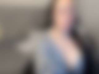 Live cam show with Salome - Brown Hair on iamadamtest123.com