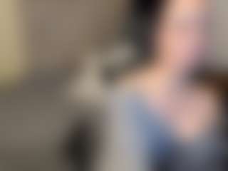 Live cam show with Salome - Full Nudity on live18s.com