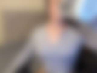 Live cam show with Salome - Foot Fetish on livesexfox.com