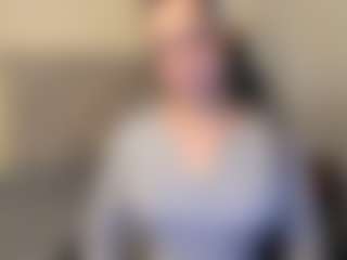 Live cam show with Salome - Brown Hair on Cam Slut