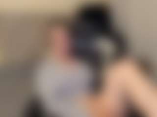 Live cam show with Salome - Teen (18+) on boobsie.com