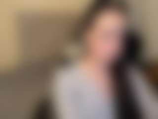 Live cam show with Salome - Ohmibod on fuklive.com