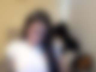 Live cam show with Salome - Squirt on CamSodaAdn