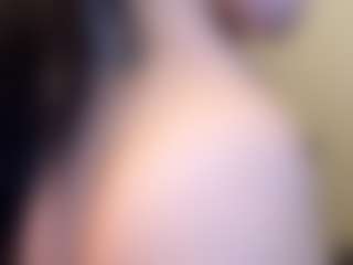 Live cam show with Salome - Ass Bouncing on Dare Cams