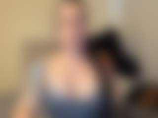 Live cam show with Salome - Big Tits on Hubzter Live