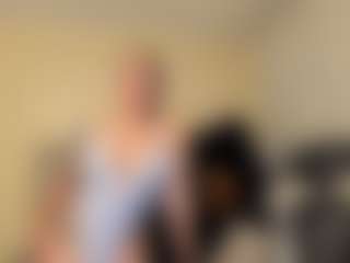 Live cam show with Salome - Anal on liverealitysex.com