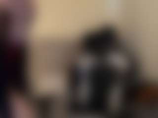 Live cam show with Salome - Foot Fetish Brown Hair on fapnchat