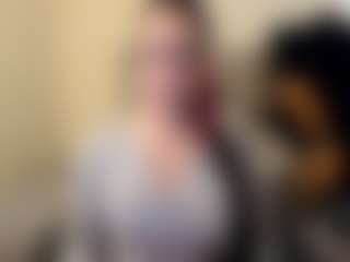 Live cam show with Salome - Lesbian on CamSodaAdn