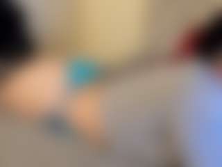 Live cam show with Salome - Lesbian on TeamSkeetLive