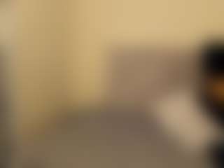 Live cam show with Salome - Anal on Lustler