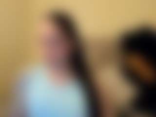 Live cam show with Salome - Ass Bouncing on StripNow