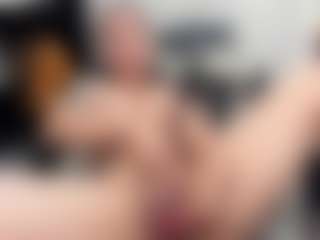 Live cam show with Salome - Foot Fetish Brown Hair on CamwithHer