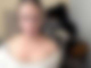 Live cam show with Salome - Lush on liverealitysex.com