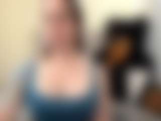Live cam show with Salome - Fetish Lovense on Camsoda