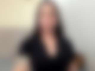 Live cam show with Salome - Ride on xxxlivecams.org