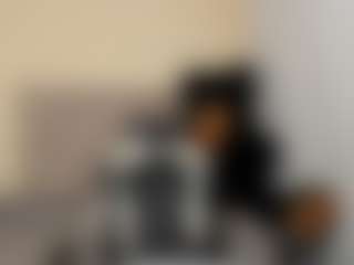 Show live cam dengan Salome - Fingering Latina di Camsoda | colombia