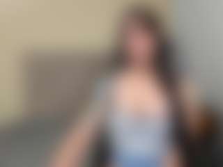 Live cam show with Salome - Teen (18+) on Camsoda