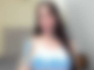 Live cam show with Salome - Athletic College on AdultVida.com
