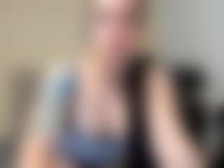 Live cam show with Salome - Cum Brown Hair on Camsoda